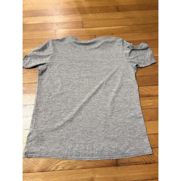 Patagonia Size L Capilene Cool Daily Short Sleeve Shirt Mountain Gray - Picture 6 of 8